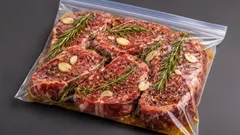 家庭でできる真空包装：真空シーラーなしで行う方法