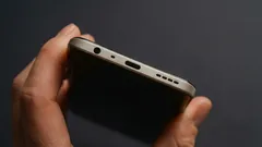 スマホの充電ポートを正しく掃除してよくある充電トラブルを解消する方法